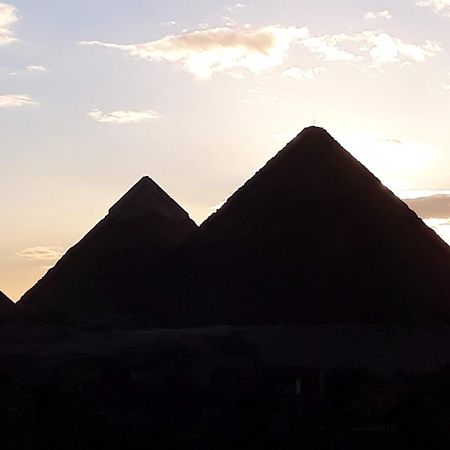 Pyramids View Suite/Vista Piramidi Kairó Kültér fotó