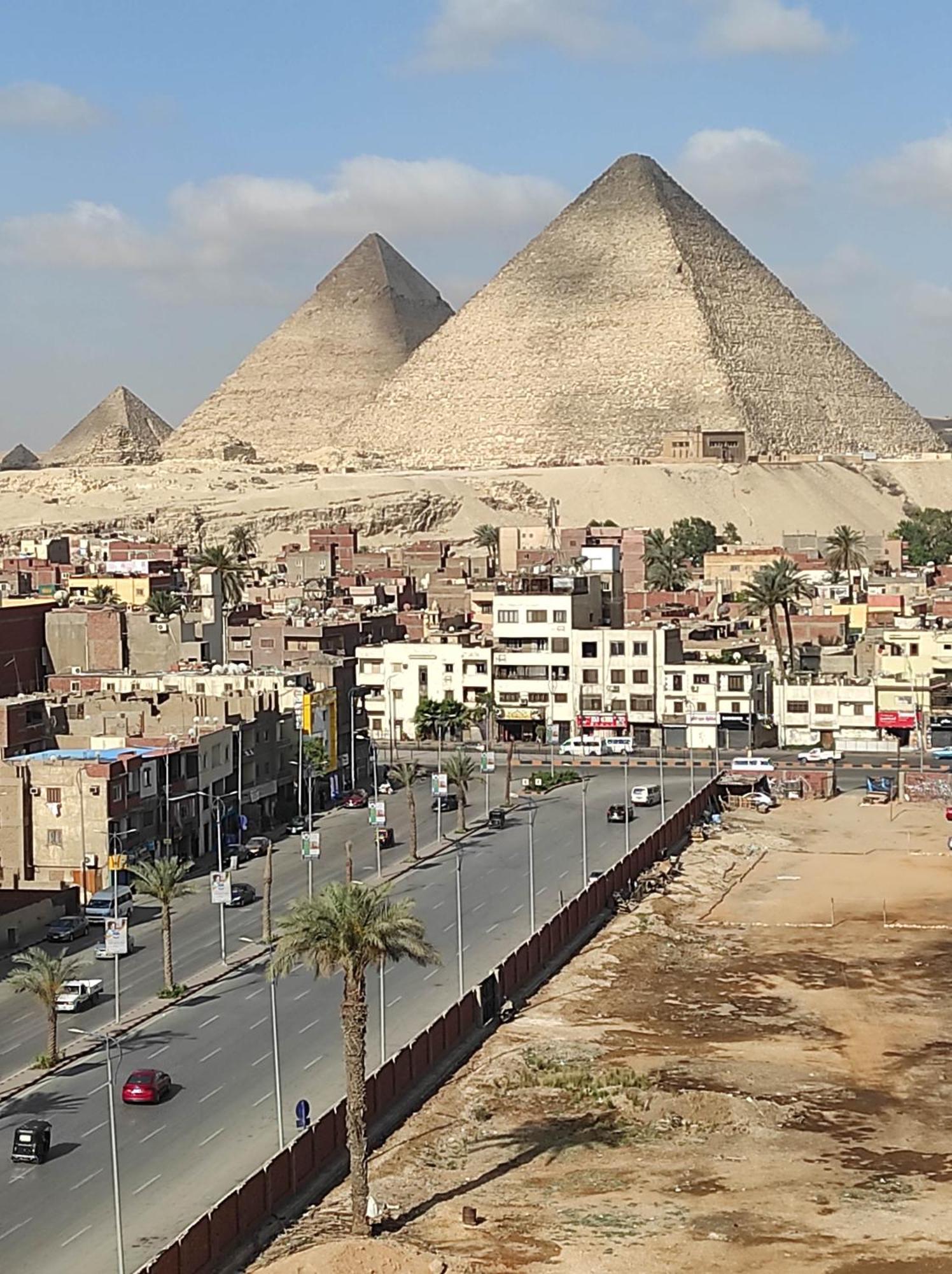 Pyramids View Suite/Vista Piramidi Kairó Kültér fotó