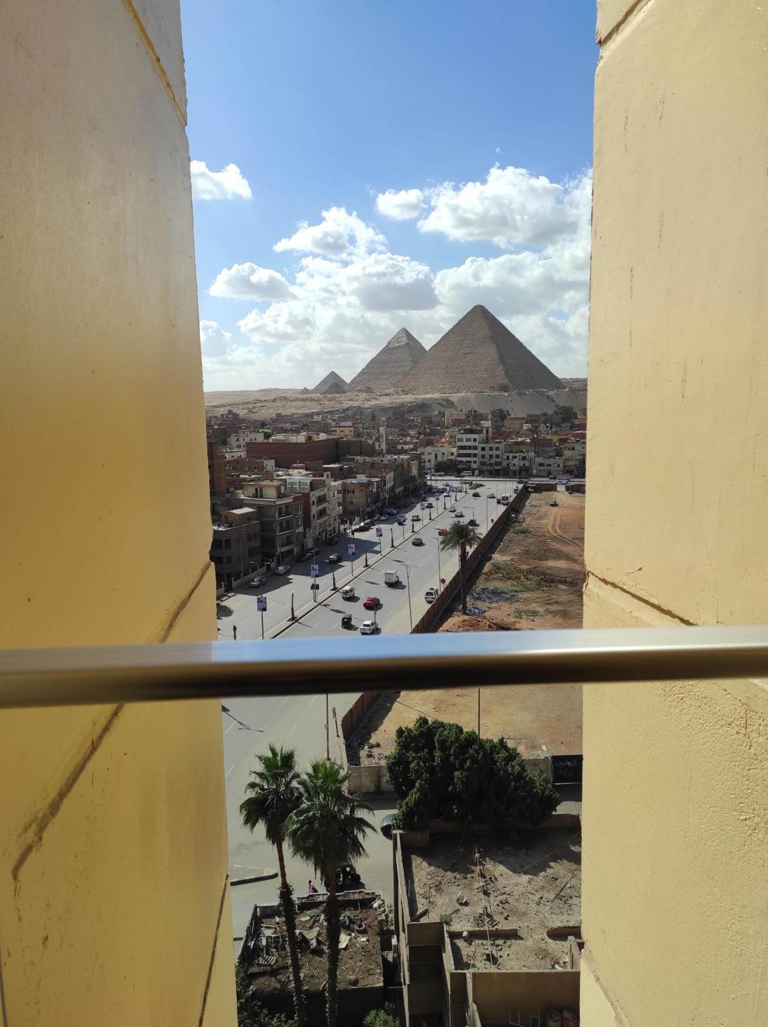 Pyramids View Suite/Vista Piramidi Kairó Kültér fotó