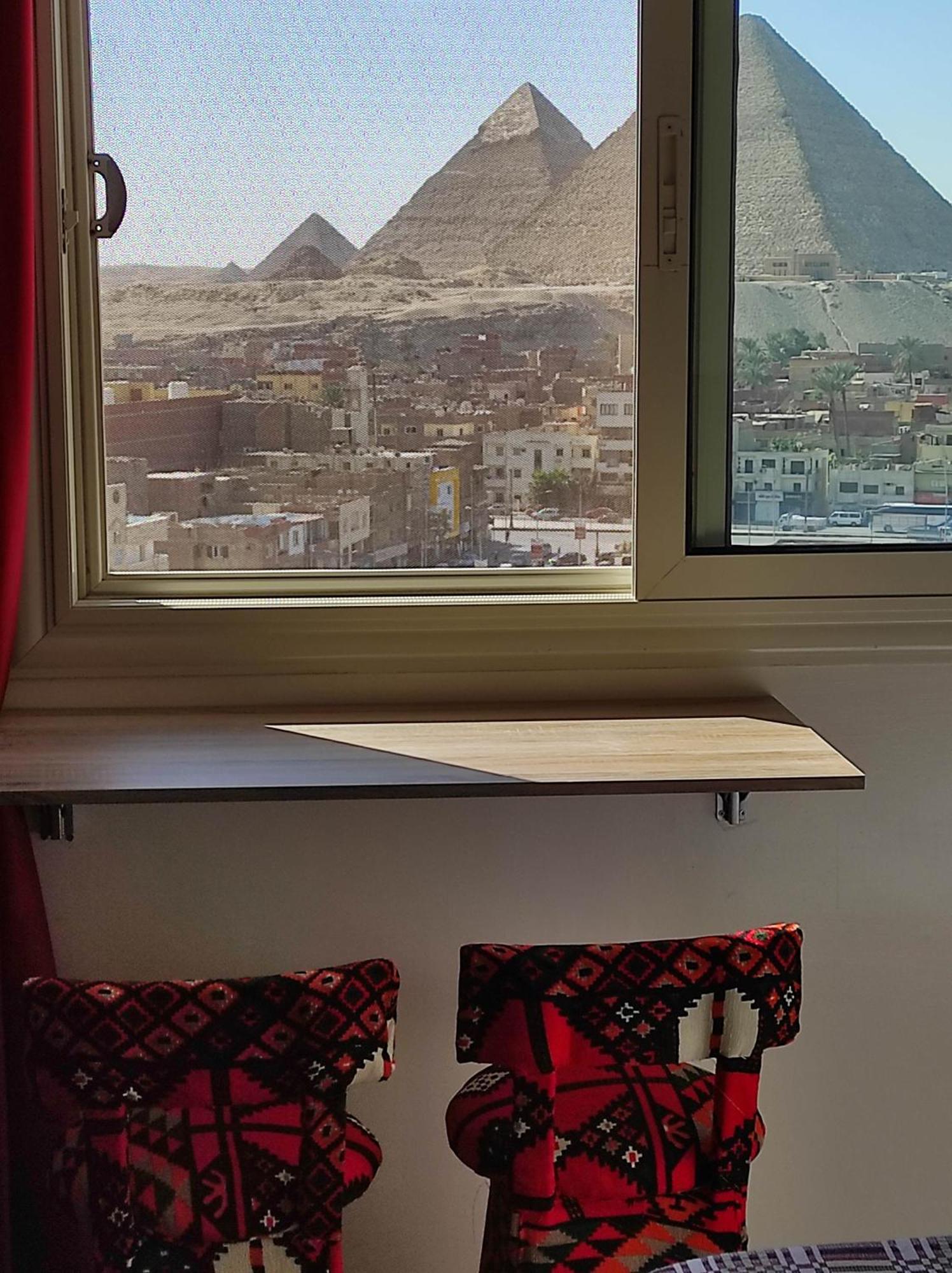 Pyramids View Suite/Vista Piramidi Kairó Szoba fotó