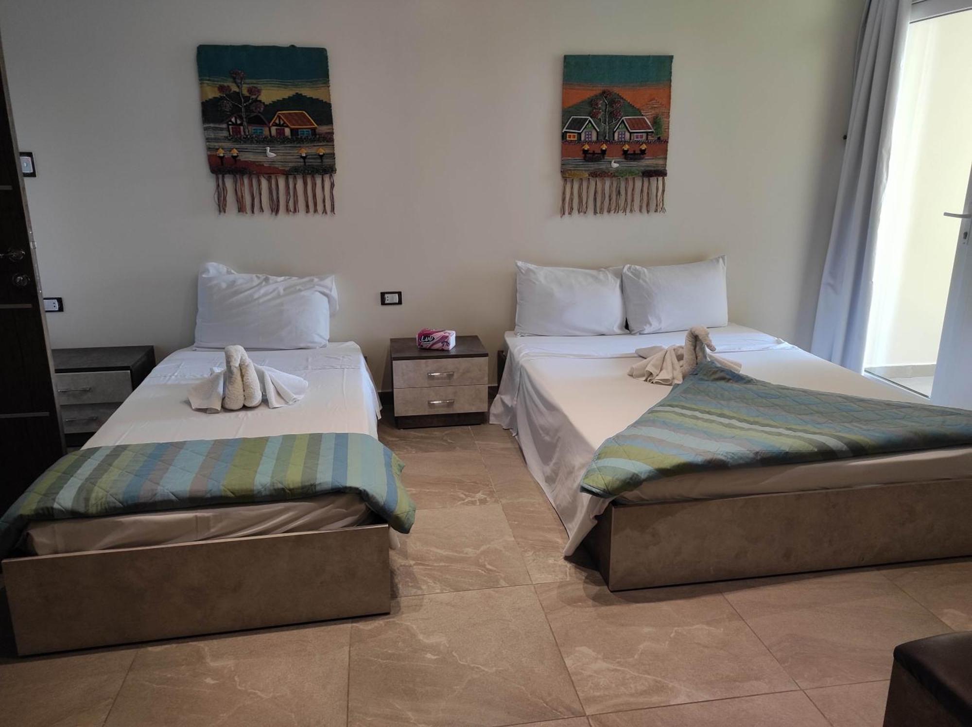 Pyramids View Suite/Vista Piramidi Kairó Szoba fotó